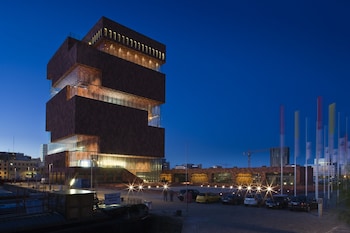 holiday inn express antwerp city north by ihg