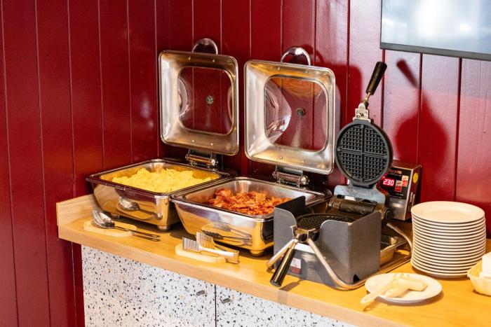 holiday inn express antwerp city north by ihg