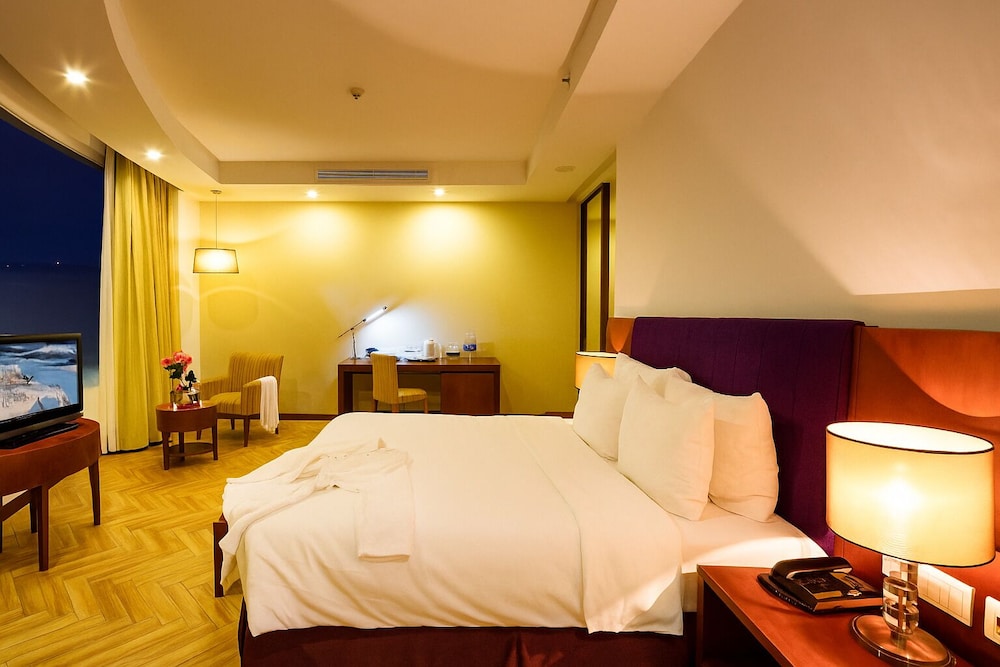 ttc hotel michelia