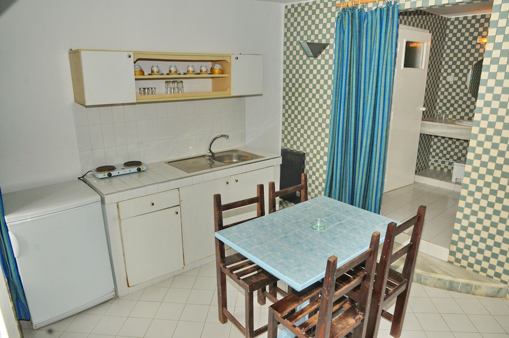 tagadirt appart hotel