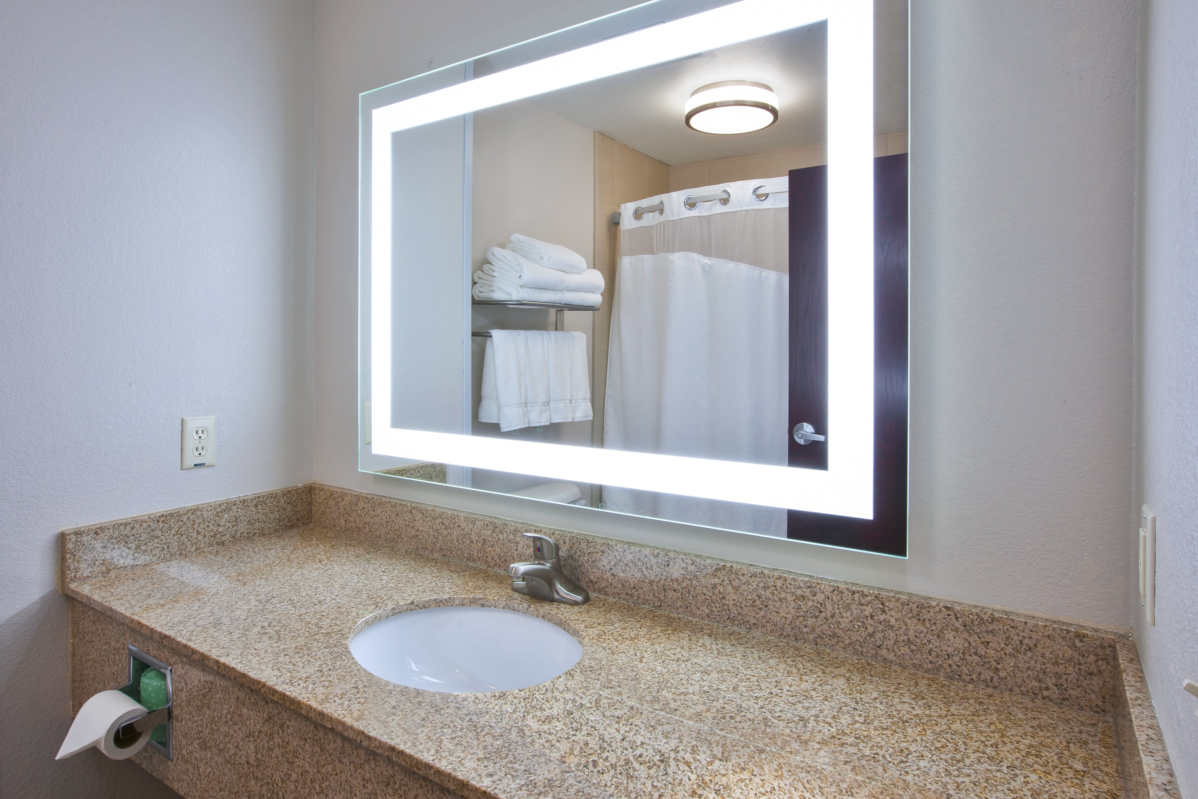 holiday inn express hotel and suites niles an ihg hotel