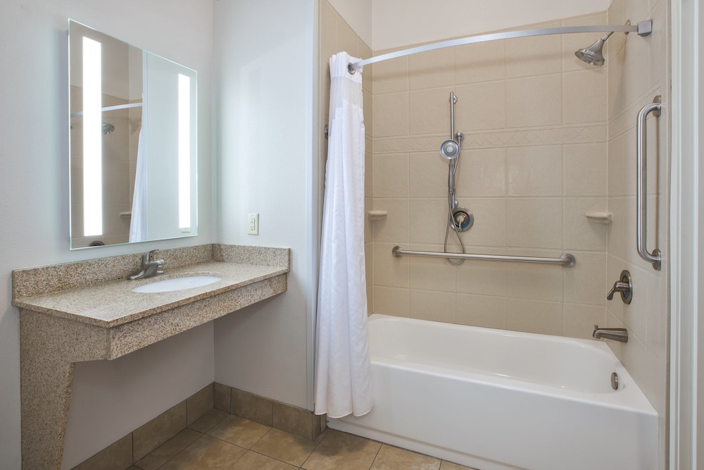 holiday inn express hotel and suites niles an ihg hotel
