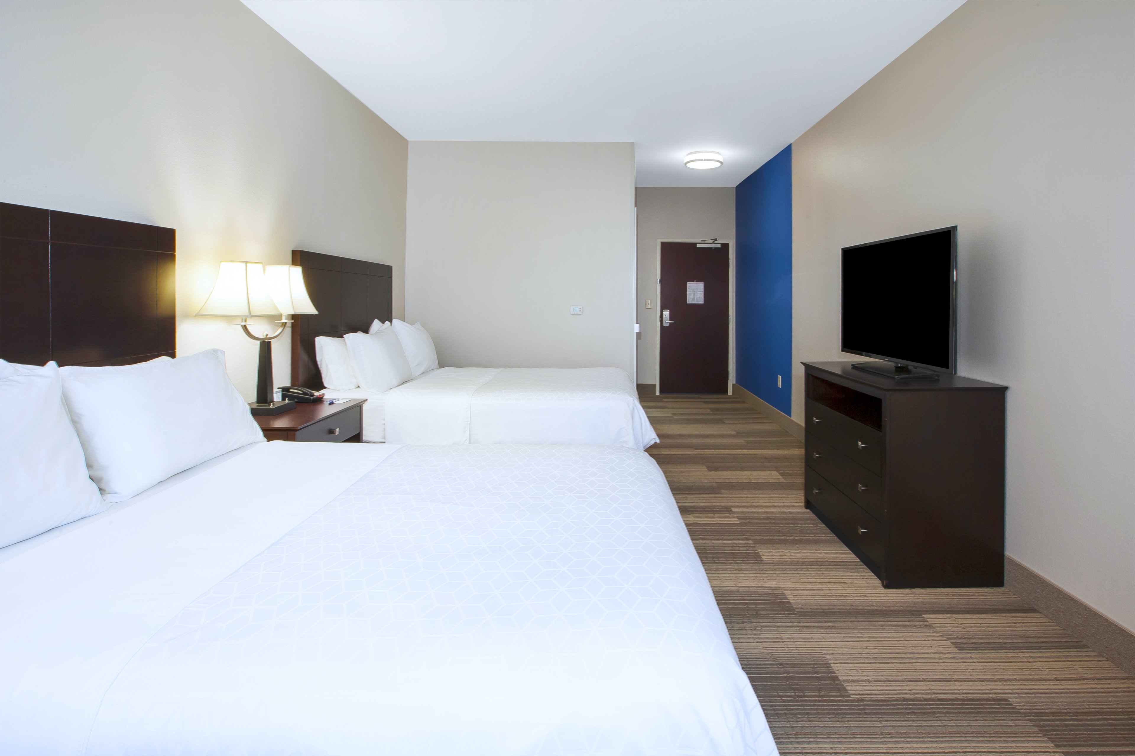 holiday inn express hotel and suites niles an ihg hotel