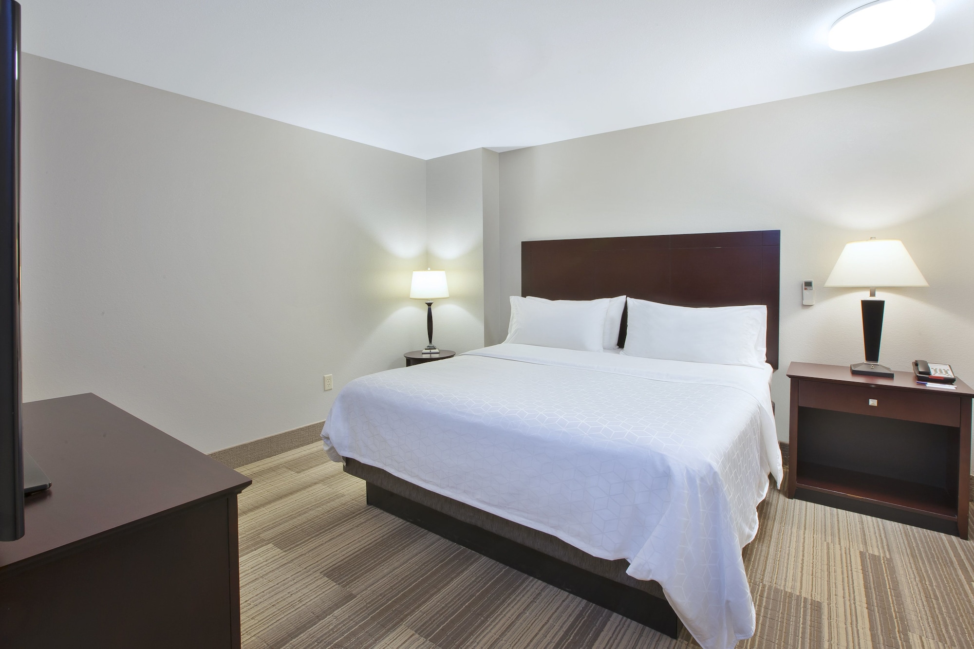 holiday inn express hotel and suites niles an ihg hotel