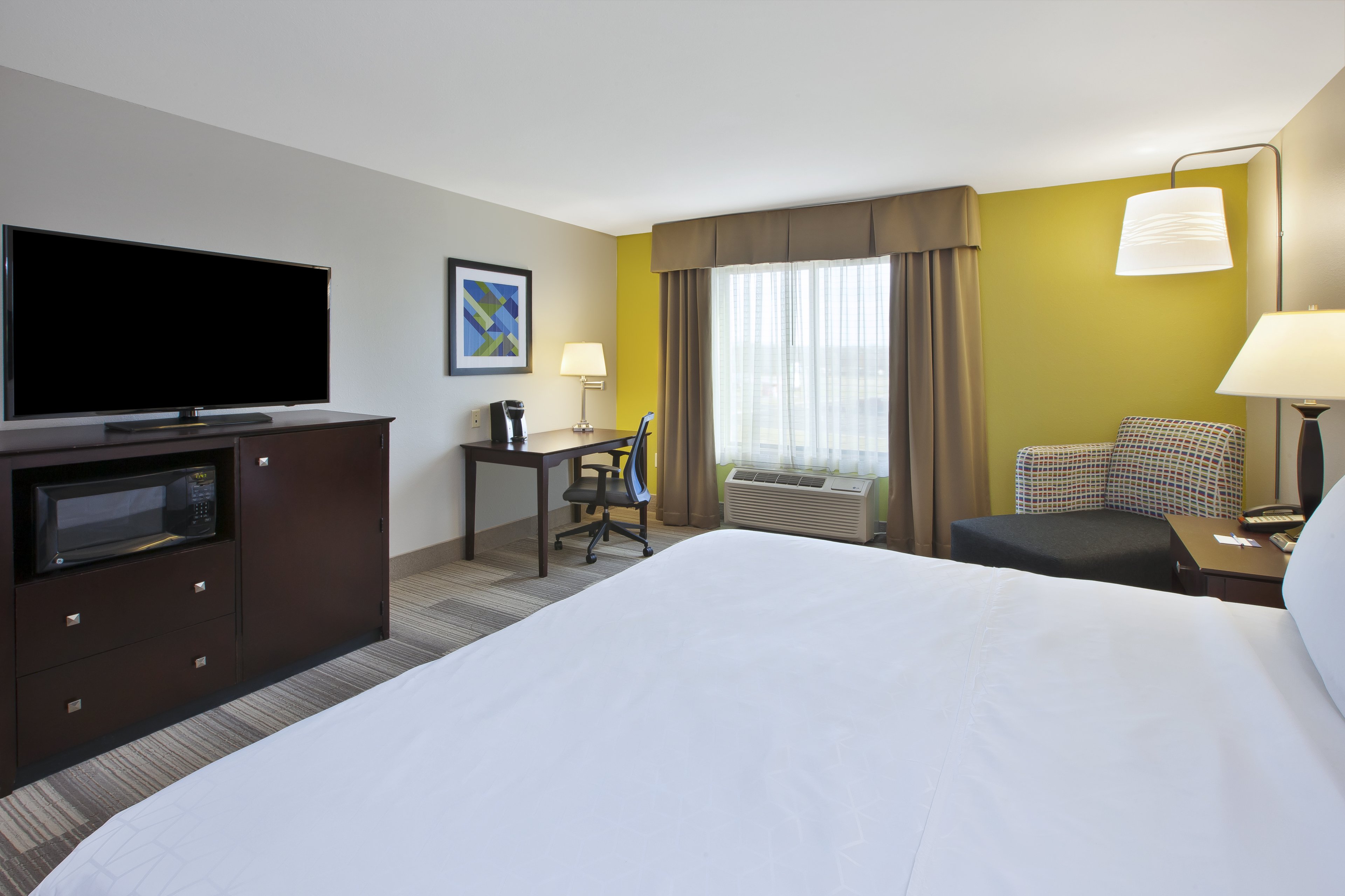 holiday inn express hotel and suites niles an ihg hotel