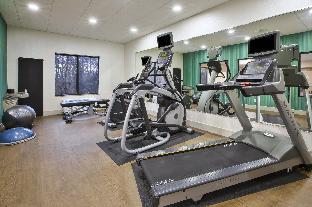 holiday inn express hotel and suites niles an ihg hotel