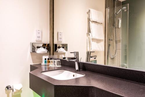 holiday inn rotherham sheffield by ihg