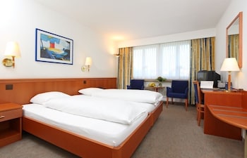 hotel schiff am rhein