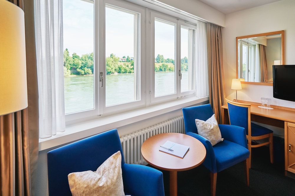 hotel schiff am rhein