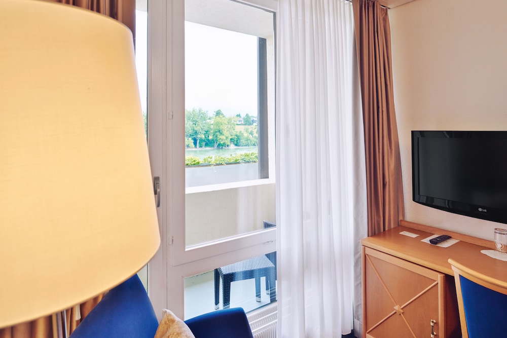 hotel schiff am rhein