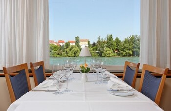 hotel schiff am rhein