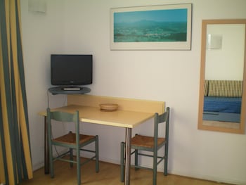 residence mer and golf eugenie