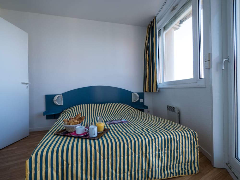 residence mer and golf eugenie