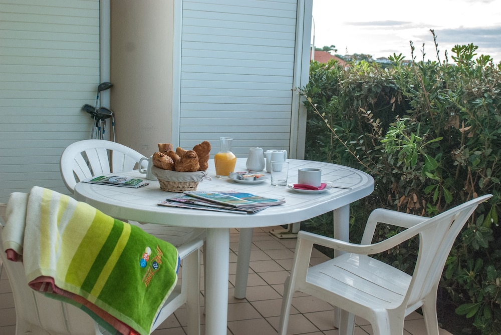 residence mer and golf eugenie