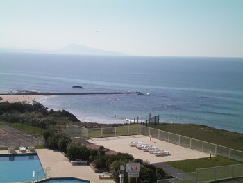 residence mer and golf eugenie