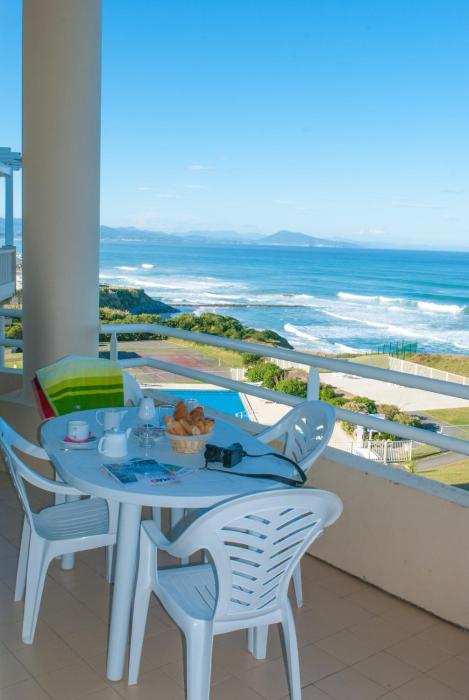 residence mer and golf eugenie