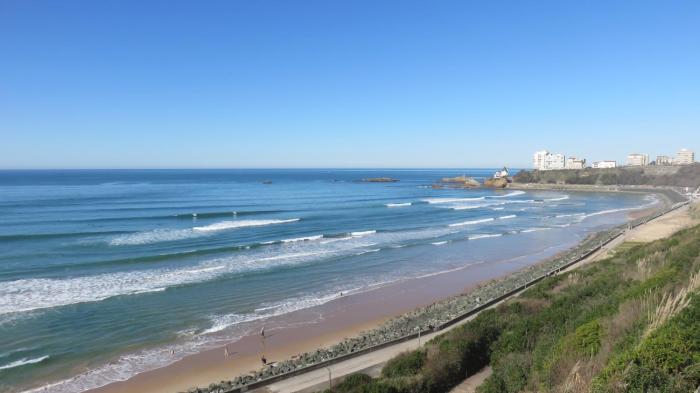 residence mer and golf eugenie