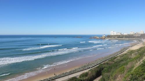 residence mer and golf eugenie