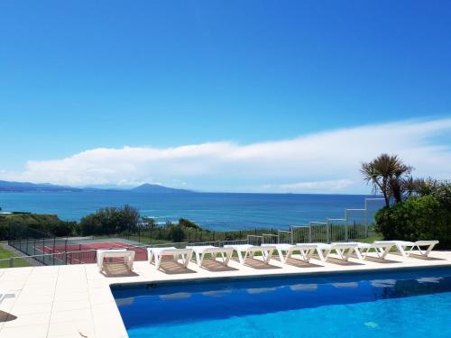 residence mer and golf eugenie