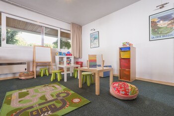 residence pierre and vacances eguzki