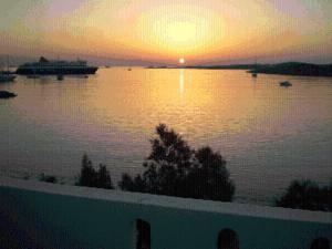 hotel paros