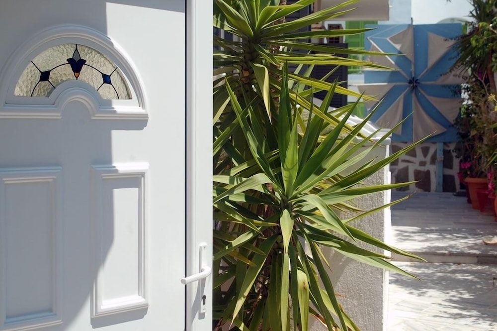 hotel paros