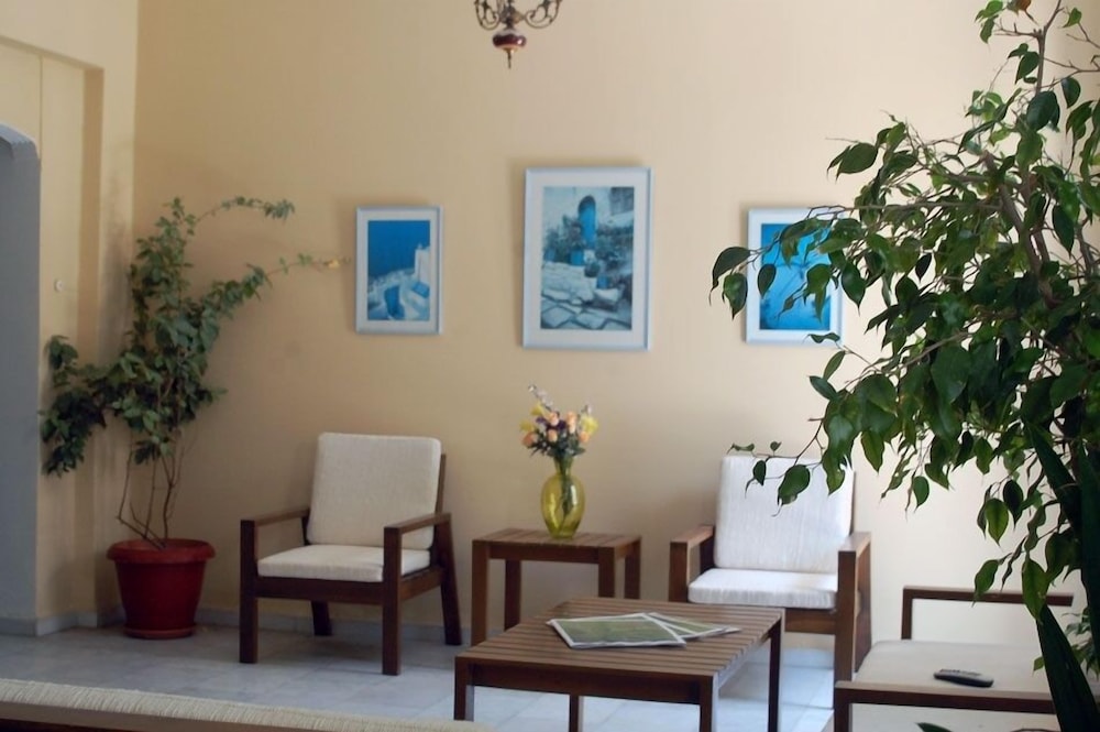 hotel paros