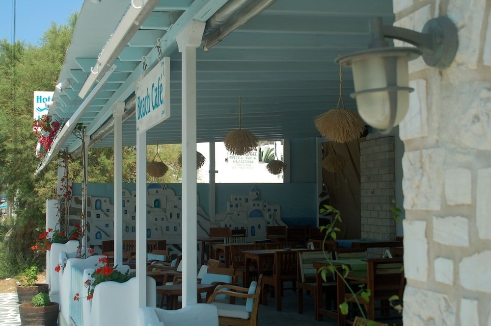 hotel paros