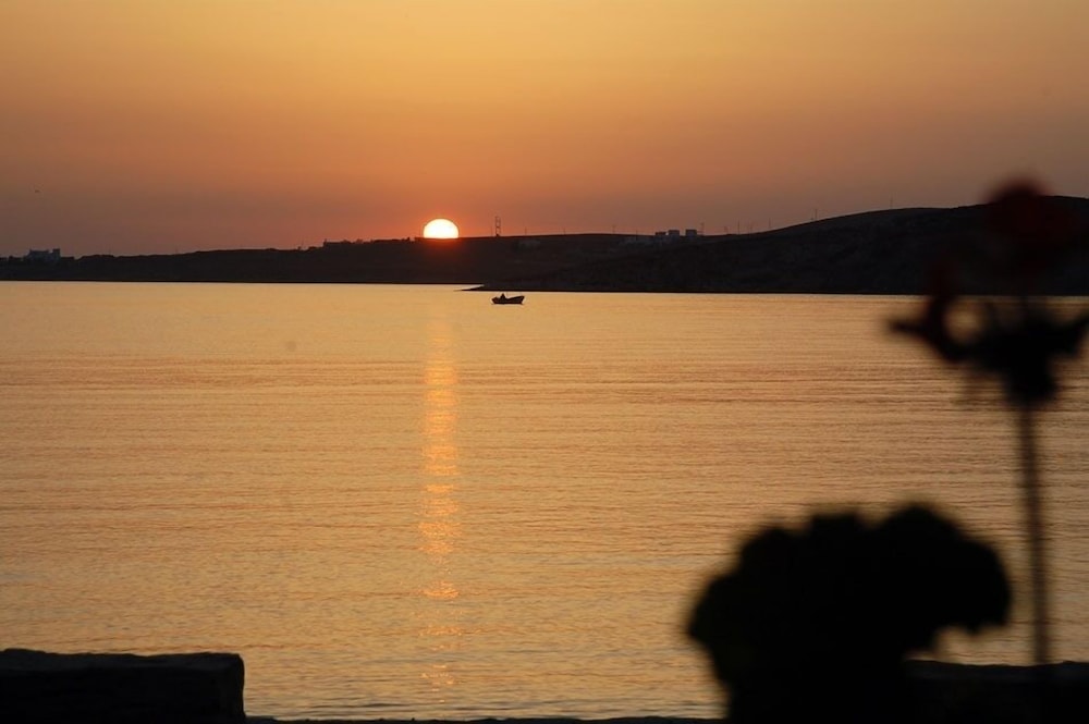 hotel paros
