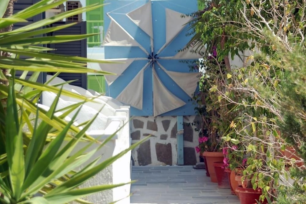 hotel paros
