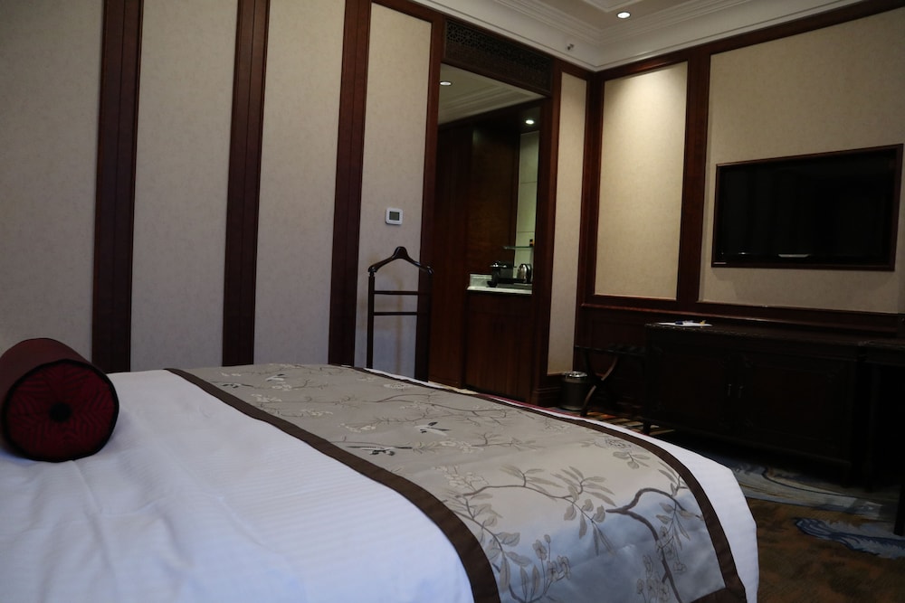 donghu hotel