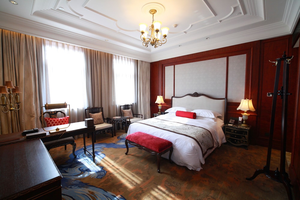 donghu hotel