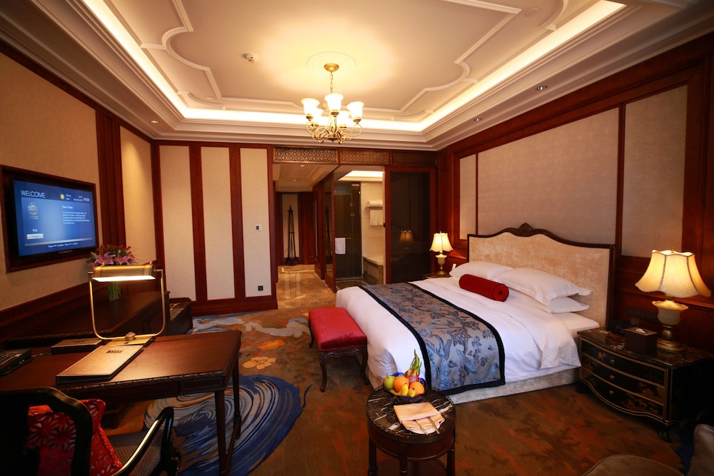 donghu hotel