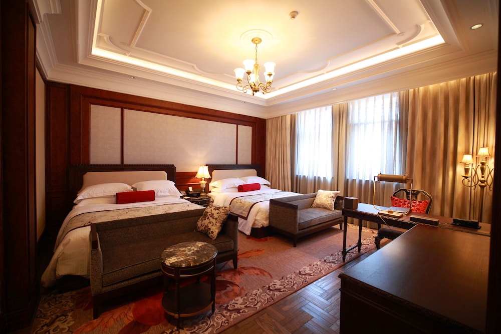 donghu hotel