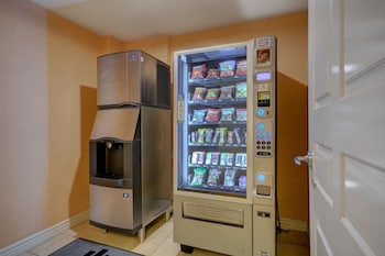 jet luxury resorts the signature condo hotel
