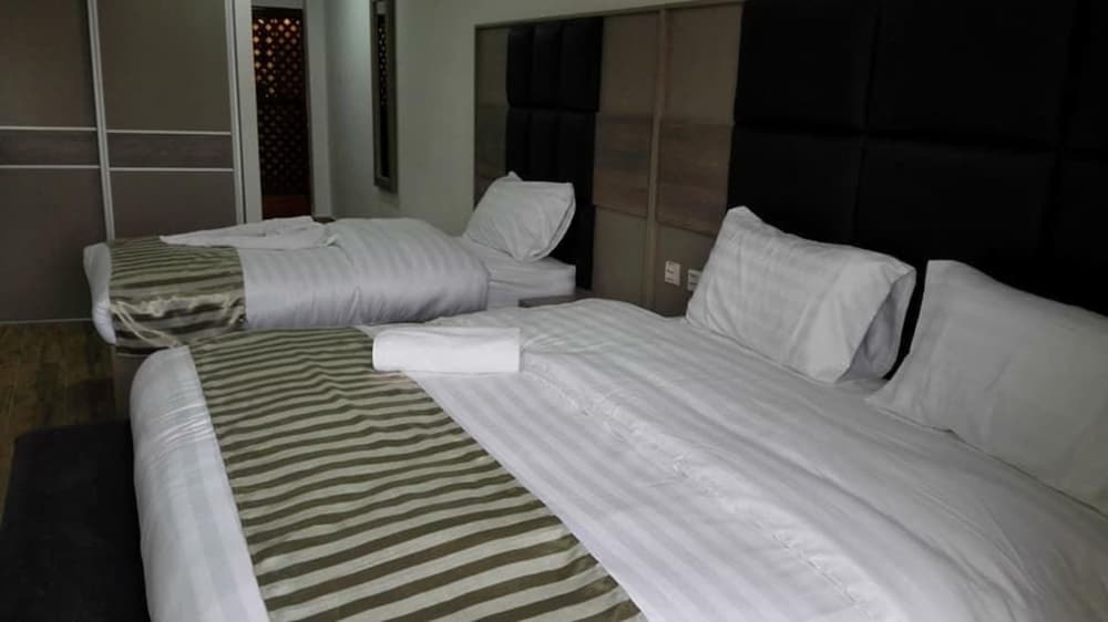 ahla tlah seaview hotel