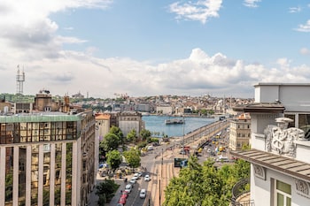karakoy aparts