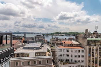 karakoy aparts