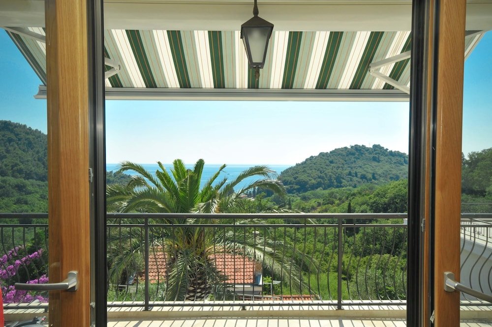 st george apartments and villa with pool