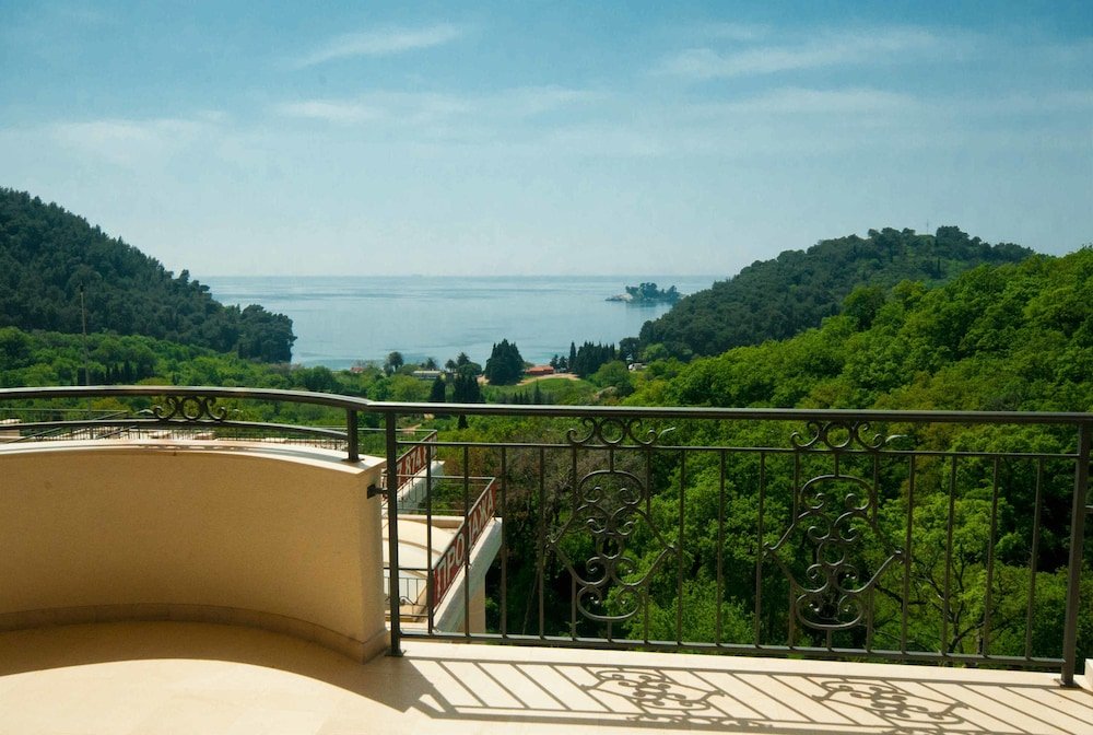 st george apartments and villa with pool