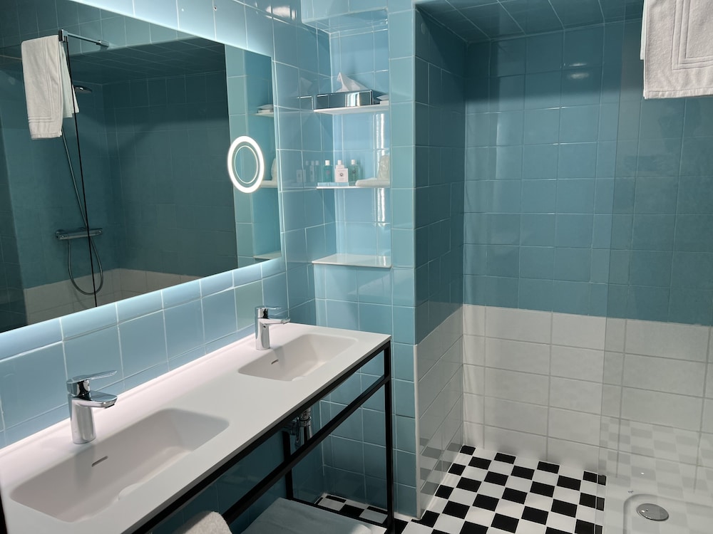 hotel eetu adults only