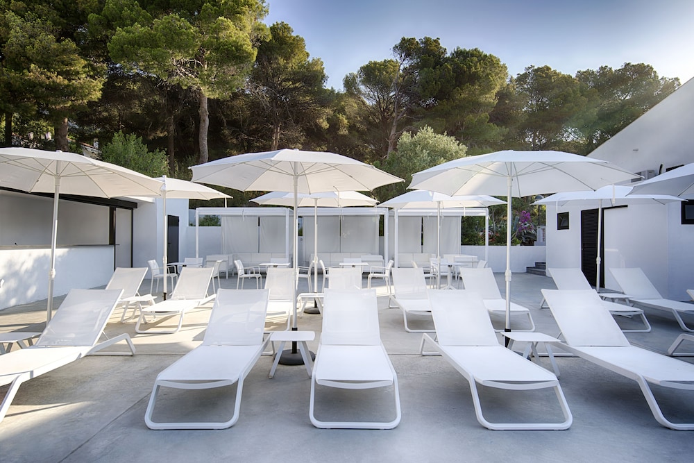 hotel eetu adults only