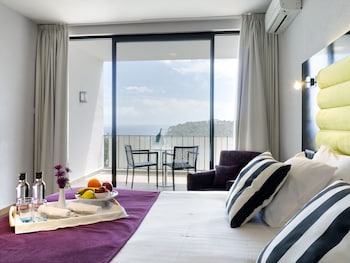 hotel eetu adults only