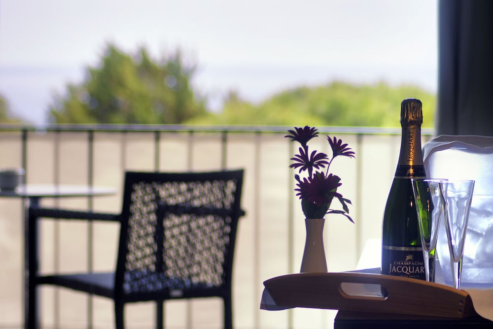 hotel eetu adults only