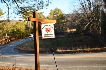 Brook Road Cabin,Goshen>>Ascutney,3.5 star