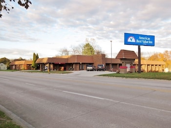 Americas Inn,Hamilton>>Fort Dodge,2 star