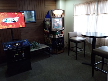 Americas Inn,Hamilton>>Fort Dodge,2 star
