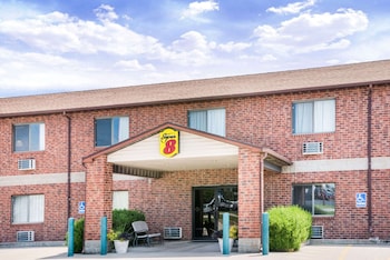 Super 8 By Wyndham Chanute,Chanute>>Allen County,2 star