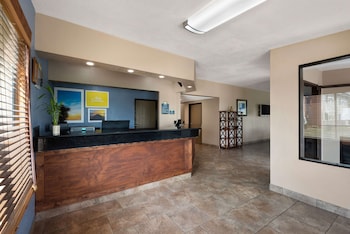 Days Inn By Wyndham Newton,Newton>>Marshalltown,2 star