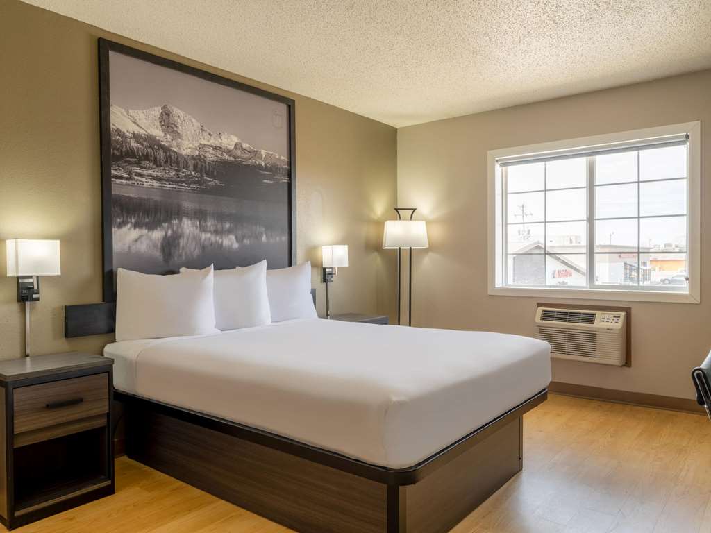 super 8 by wyndham clinton